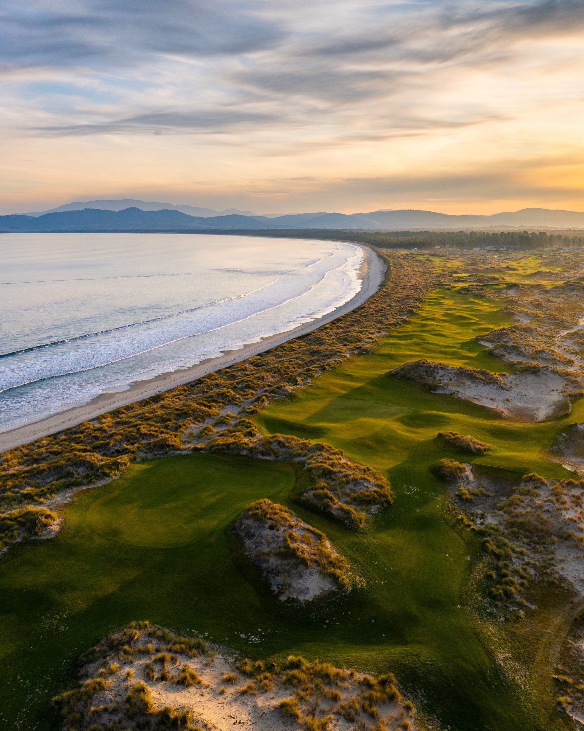 Seven Mile Beach golf course on the Tasmanian coast